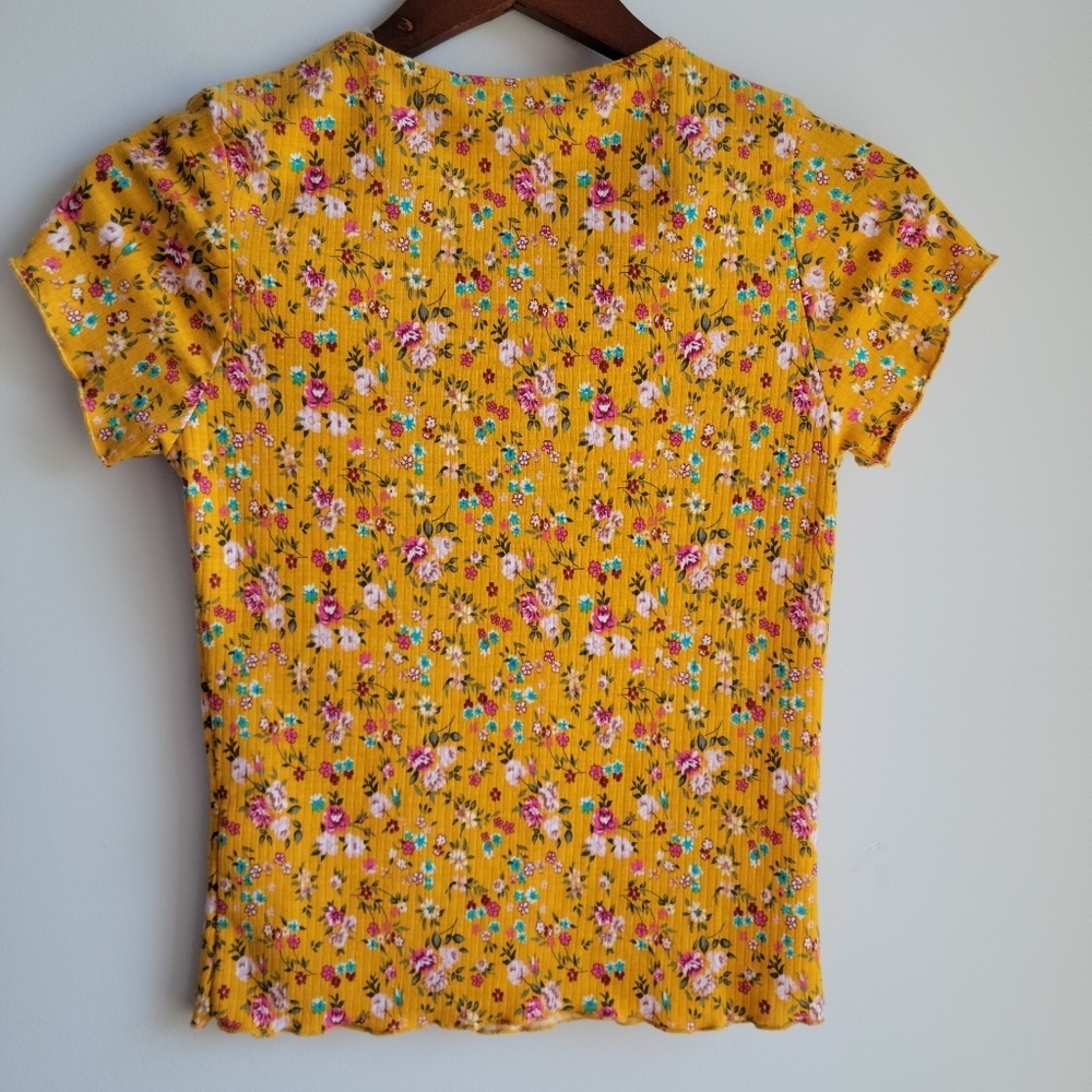 Yellow Floral Short Sleeve Button Front Top - Picture 3 of 5